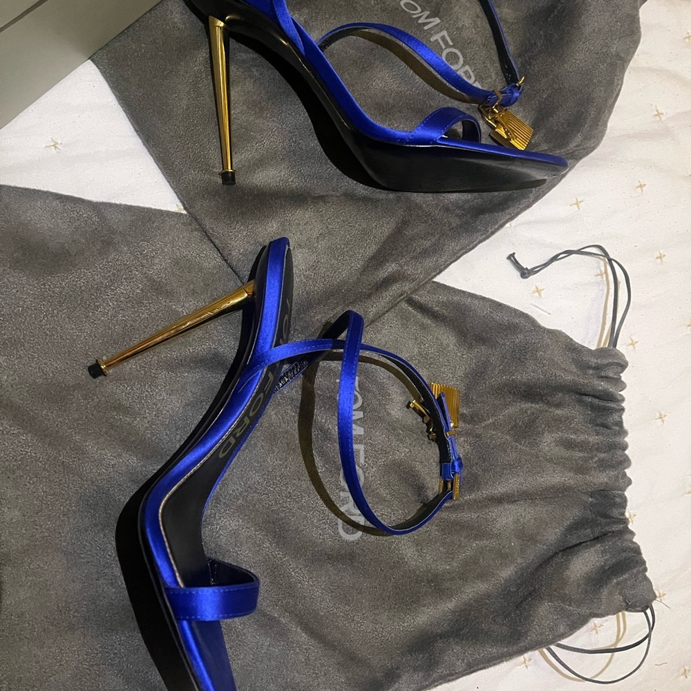 Tom Ford Royal Blue and Gold padlock heel